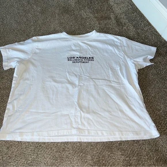 SOLD | H&M - Los Angeles Wellness & Fitness Oversized White Tee - XL - Picture 1 of 3
